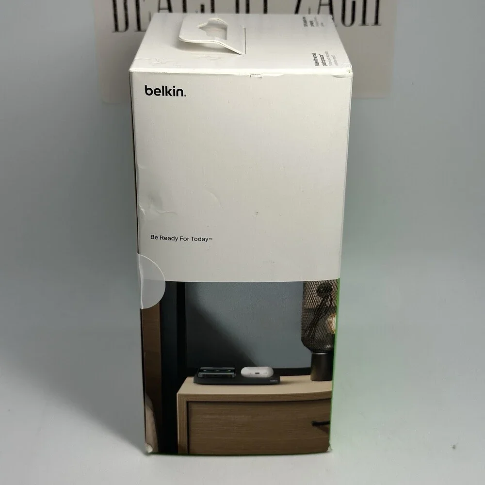 Belkin BoostCharge Pro 2-in-1 Black Wireless Charging Pad with MagSafe 15W New!